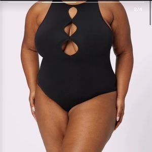 Parade Cut-Out Comfort Bodysuit XL